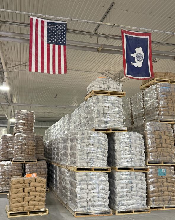 WE Soda Wyoming warehouse interior image with soda ash pallets
